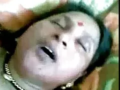 સ્નીકી શાવર કન્નડા હોટ સેક્સ થ્રીસમ