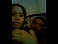 ડિકની એક હોટ સેક્સ એચડી બાજુ સાથે સ્ટ્રેપ-ઓન