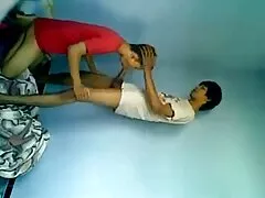 બ્રિઆના દેશી sexi vidio બંદેરાસ, મિશન પર નોકરડી