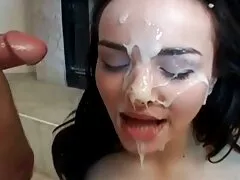 જગ્ગી સેક્સી vid ડોલ
